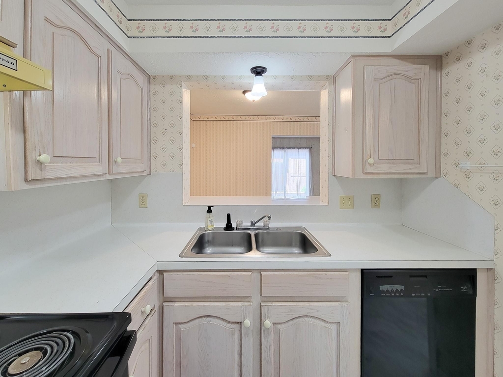 1815 Country Village Boulevard - Photo 29