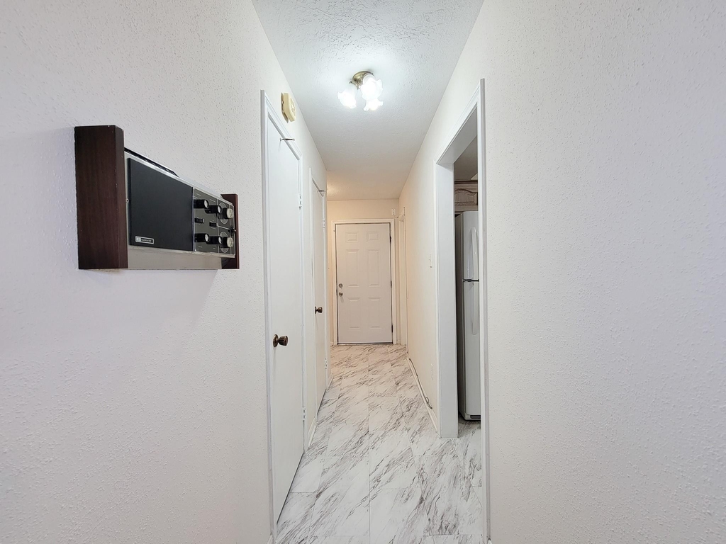 1815 Country Village Boulevard - Photo 26