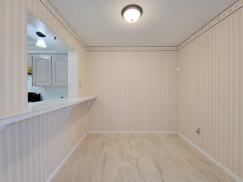 1815 Country Village Boulevard - Photo 24
