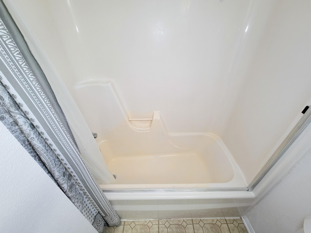 1815 Country Village Boulevard - Photo 7