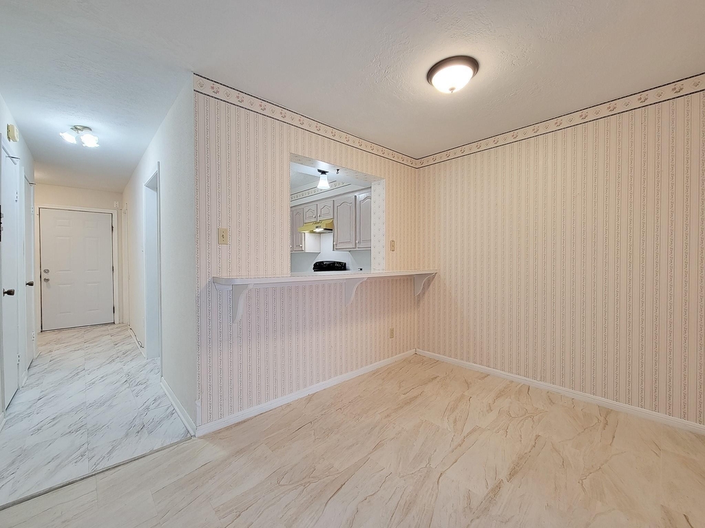 1815 Country Village Boulevard - Photo 23