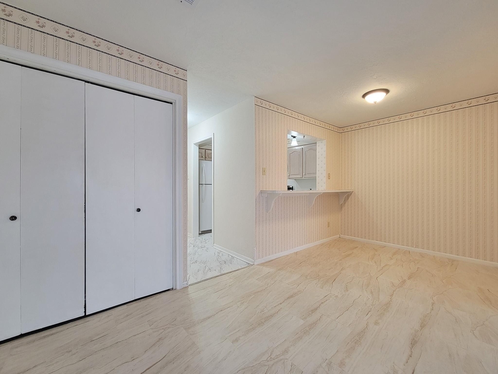 1815 Country Village Boulevard - Photo 22