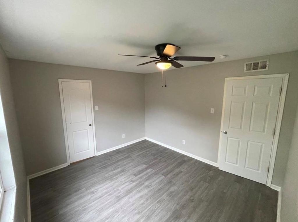 9711 Linkmeadow Lane - Photo 11