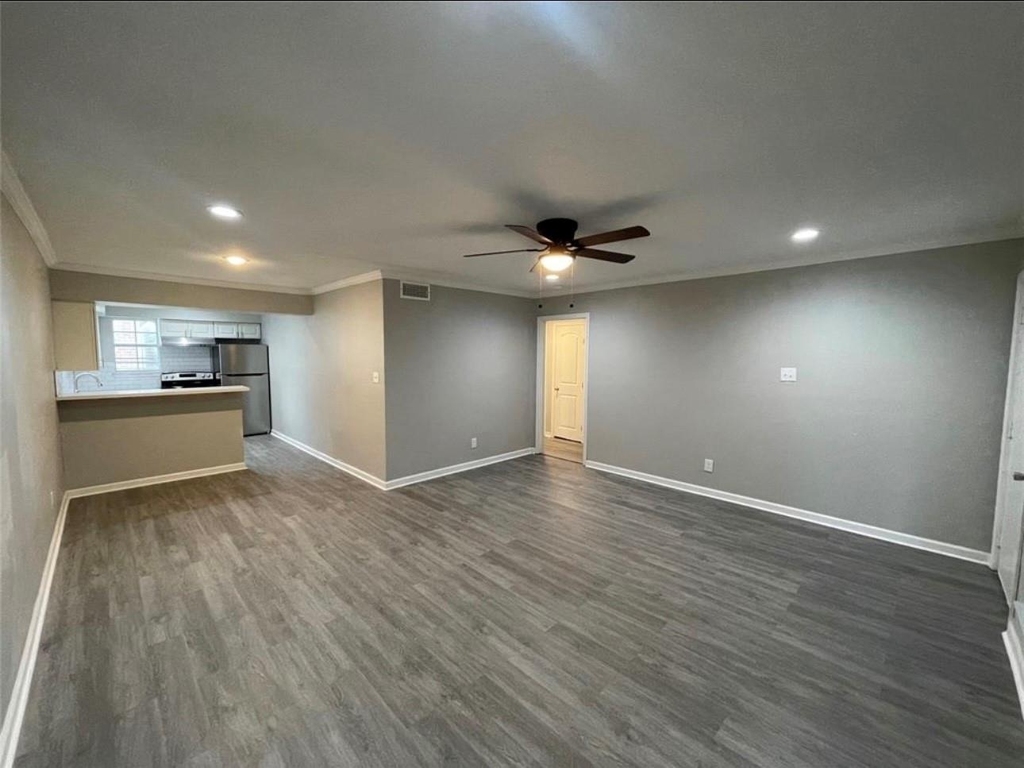 9711 Linkmeadow Lane - Photo 3