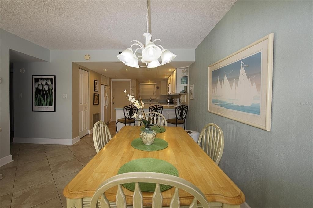 1571 S Atlantic Avenue - Photo 2