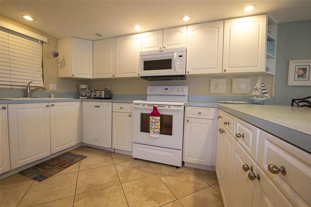 1571 S Atlantic Avenue - Photo 8