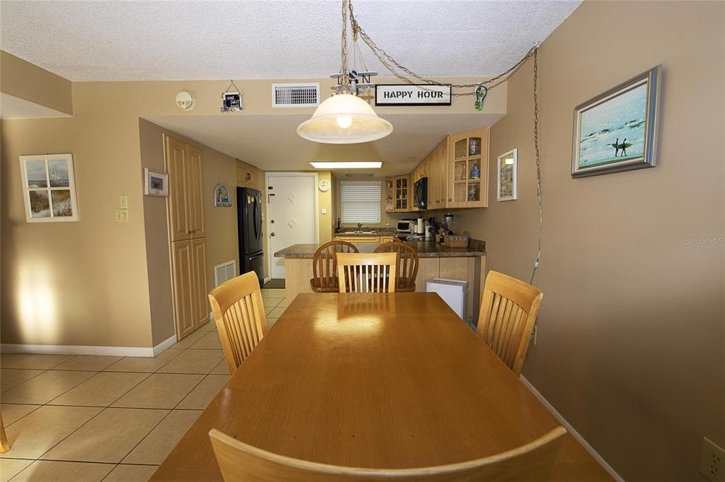 1571 S Atlantic Avenue - Photo 3
