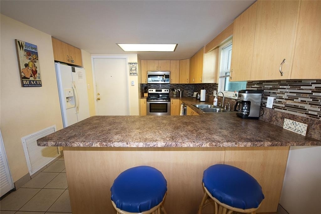1571 S Atlantic Avenue - Photo 7