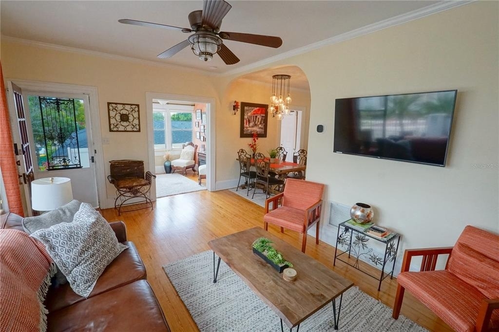 229 E 6th Avenue - Photo 9