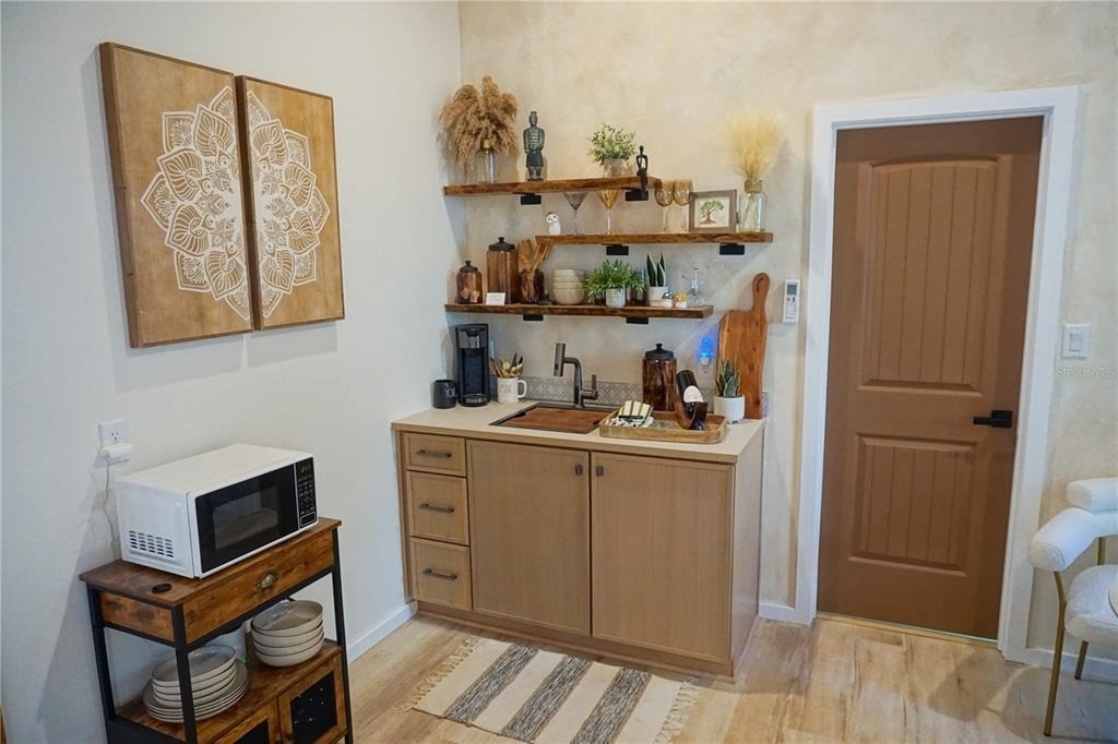 229 E 6th Avenue - Photo 64