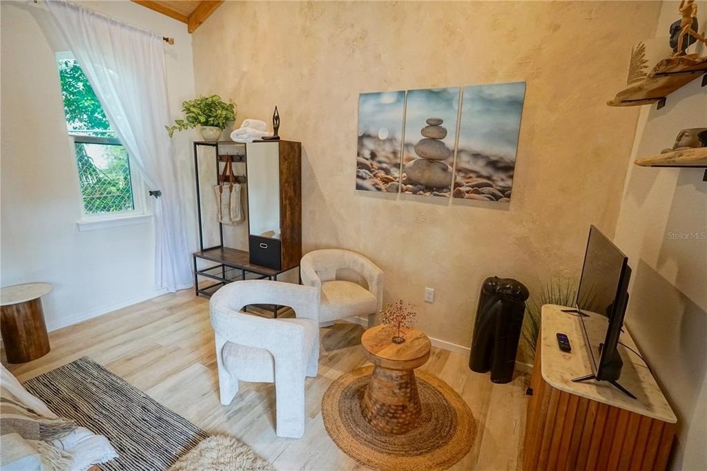 229 E 6th Avenue - Photo 56