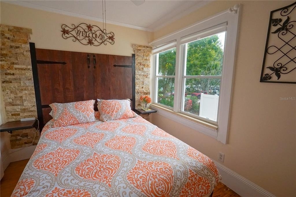 229 E 6th Avenue - Photo 22
