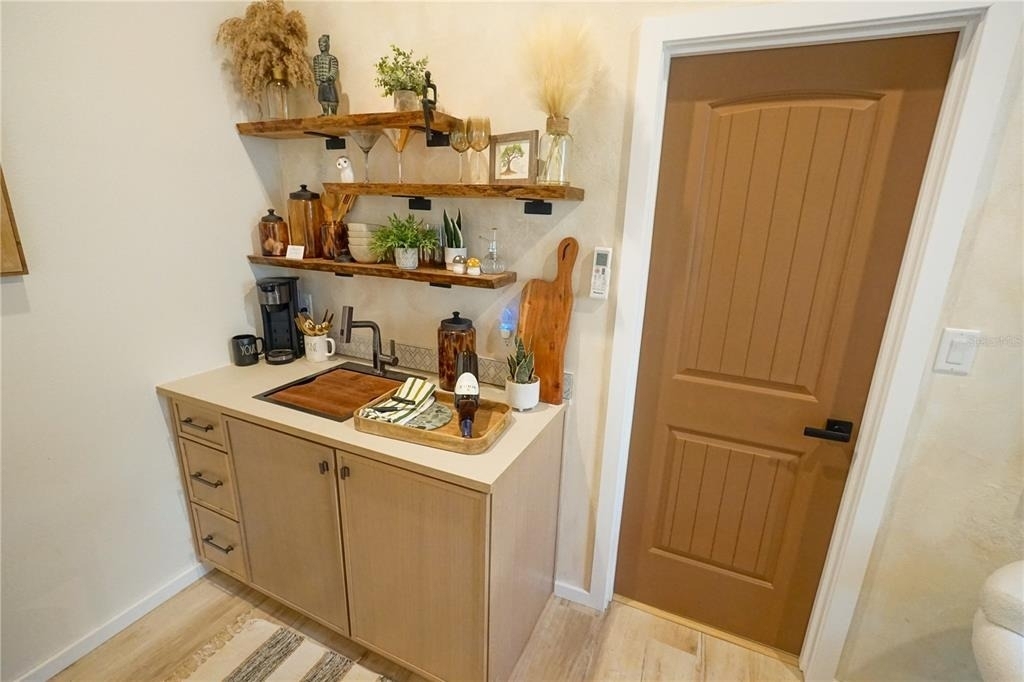 229 E 6th Avenue - Photo 53