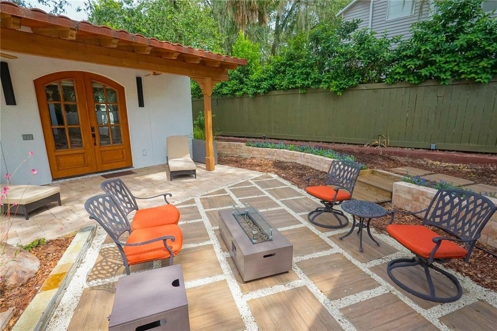 229 E 6th Avenue - Photo 46