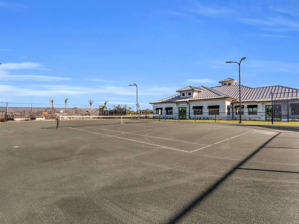 14214 Heritage Landing Boulevard - Photo 79