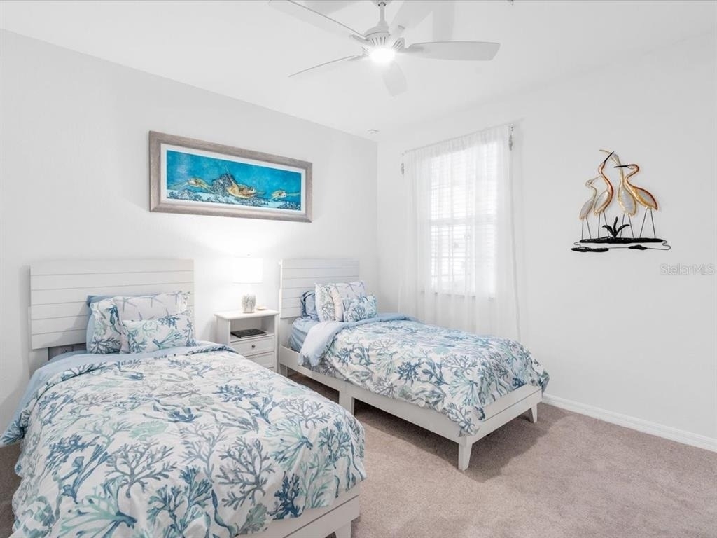 14214 Heritage Landing Boulevard - Photo 32
