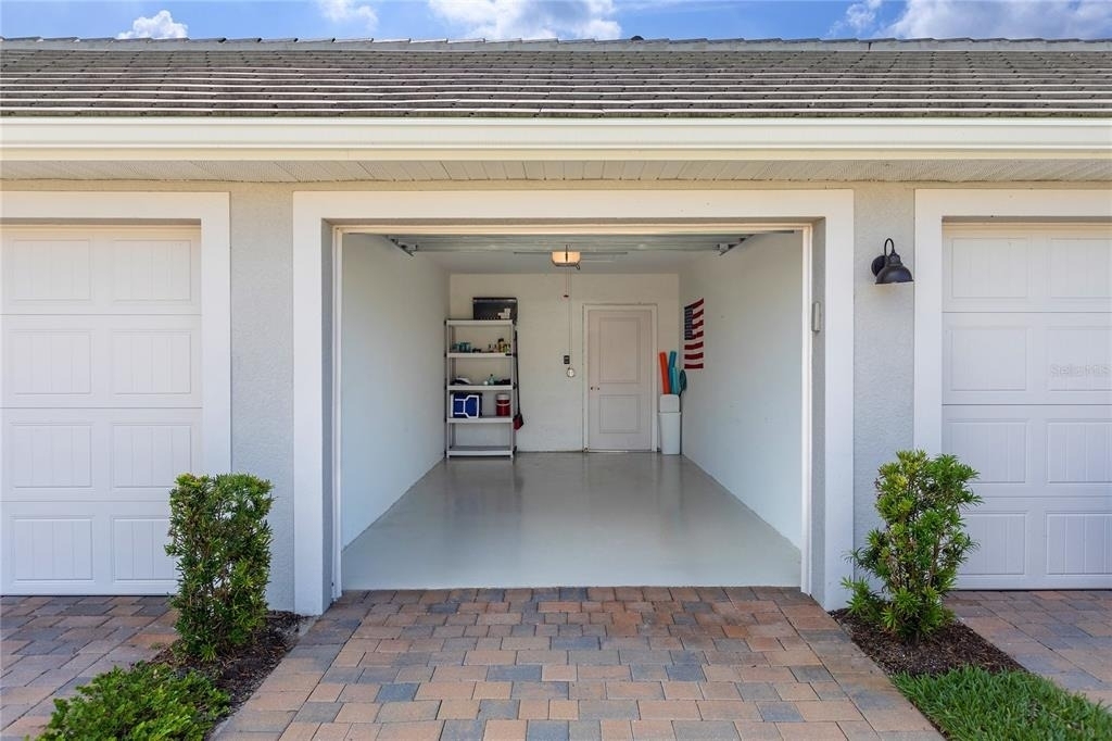 14214 Heritage Landing Boulevard - Photo 7