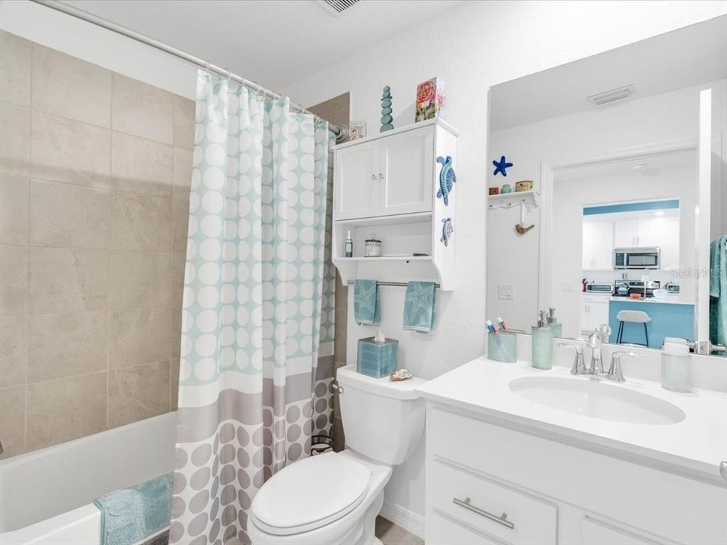 14214 Heritage Landing Boulevard - Photo 34
