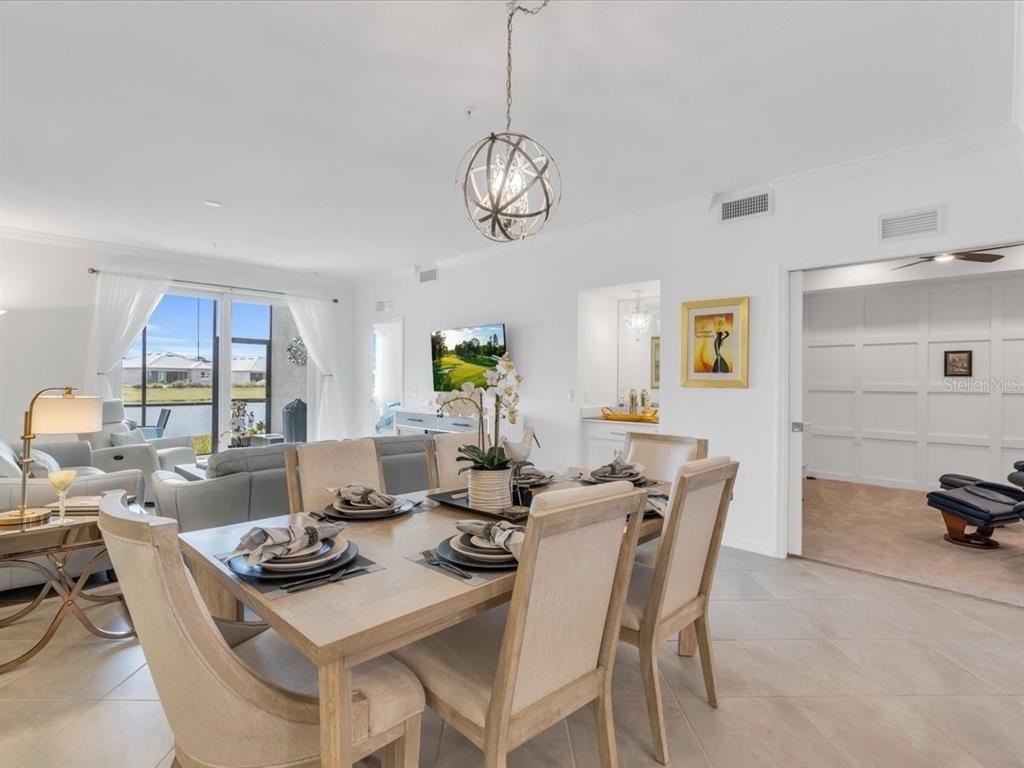 14214 Heritage Landing Boulevard - Photo 15