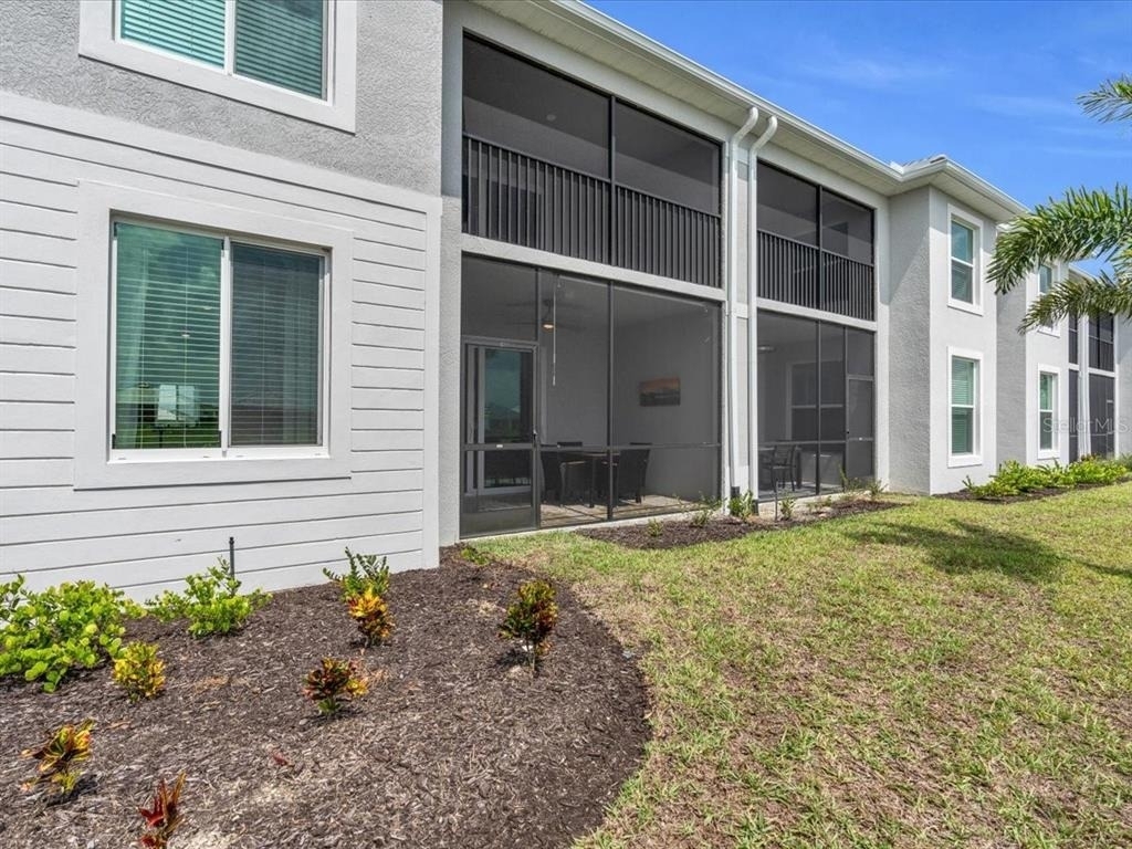 14214 Heritage Landing Boulevard - Photo 41