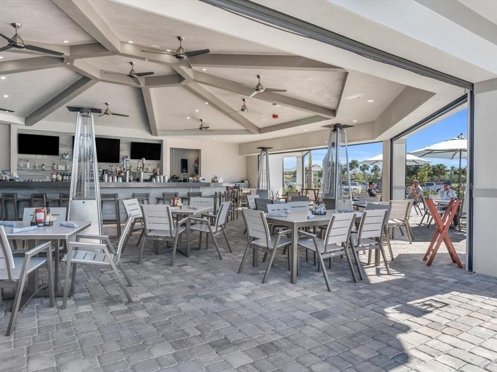 14214 Heritage Landing Boulevard - Photo 73