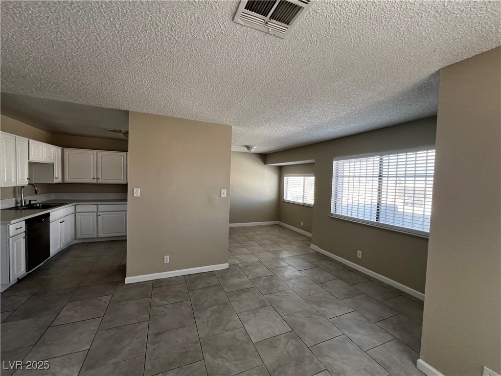 6941 Appleton Drive - Photo 5