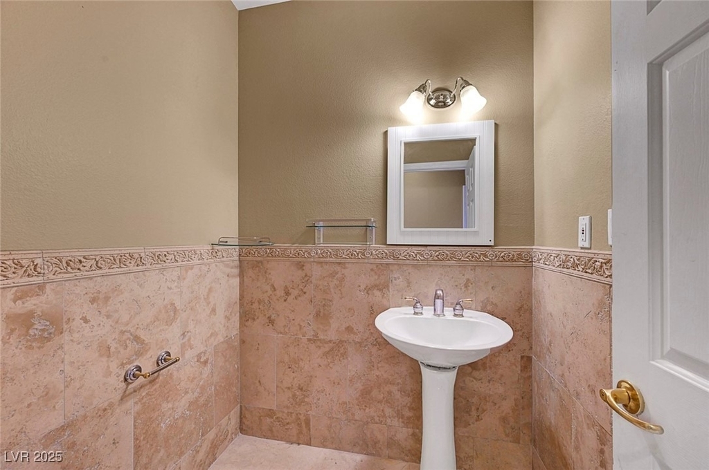 229 N Buteo Woods Lane - Photo 34