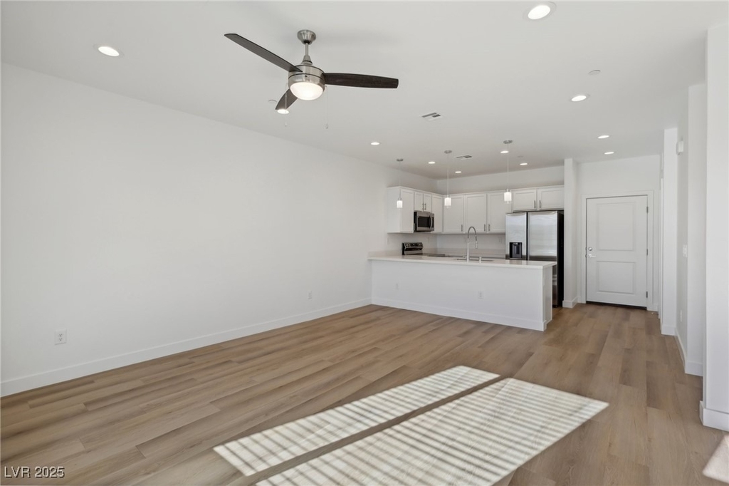 10511 Blossoming Hills Way - Photo 2