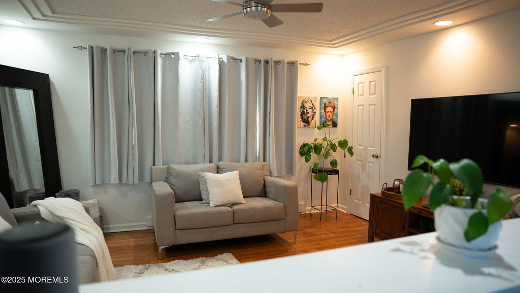 73 Maple Avenue - Photo 8