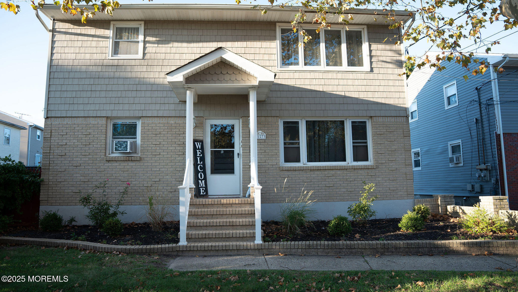 73 Maple Avenue - Photo 1