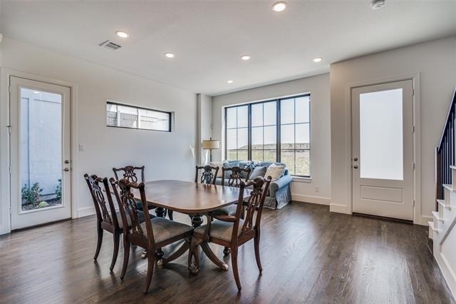 722 Resort Drive - Photo 2