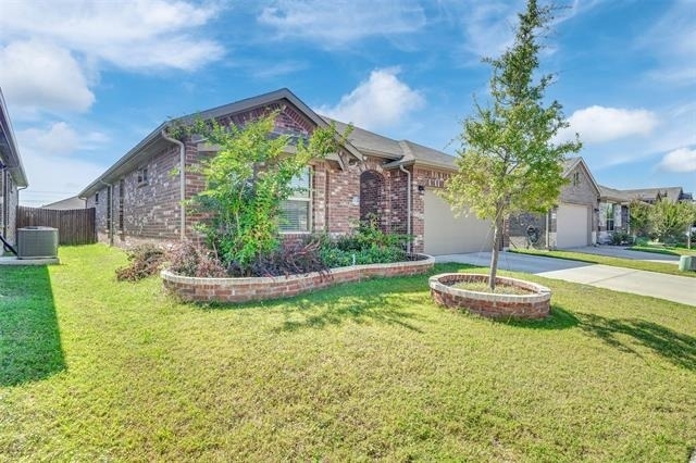 1120 Gillespie Drive - Photo 1