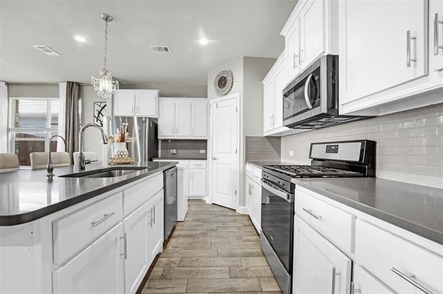 1120 Gillespie Drive - Photo 7