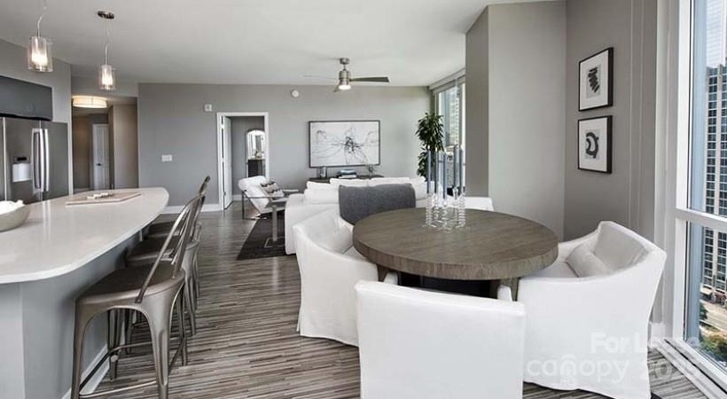 225 S Poplar Street - Photo 43