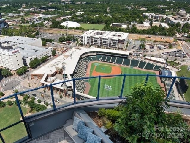 225 S Poplar Street - Photo 2