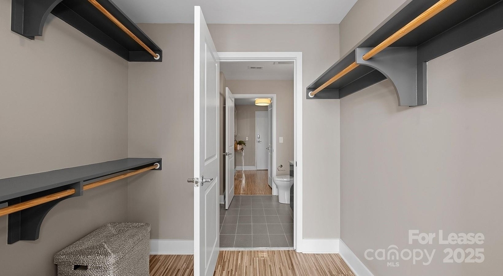 225 S Poplar Street - Photo 29