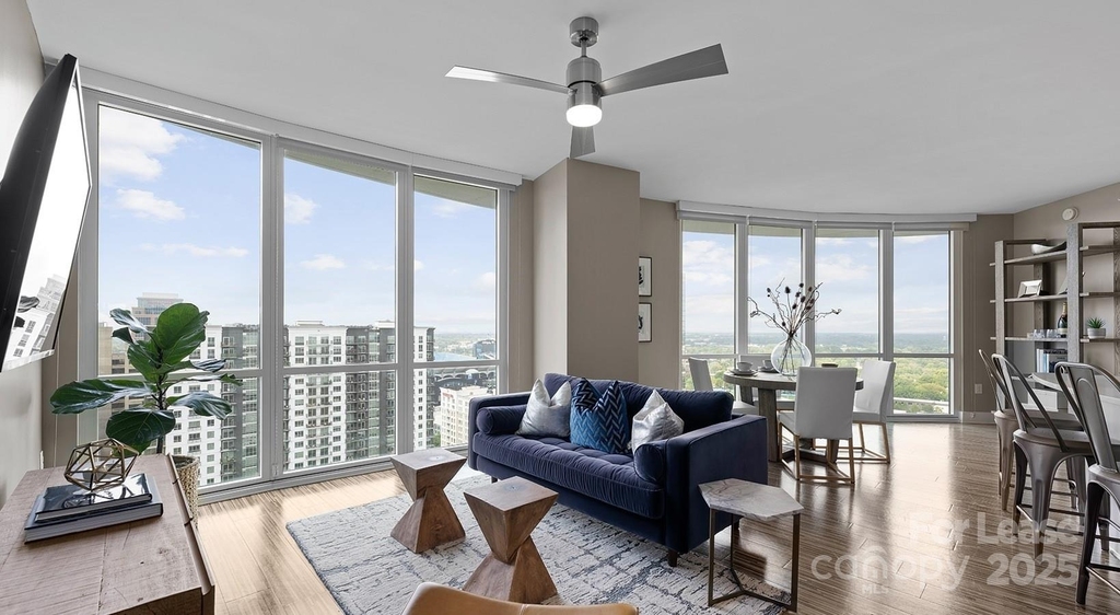 225 S Poplar Street - Photo 20