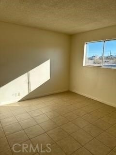 1932 Erin Drive - Photo 3