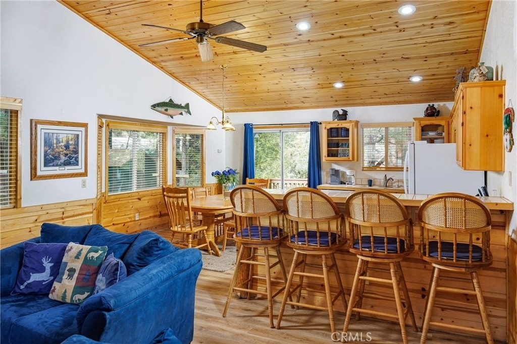 517 Sugarloaf - Photo 2