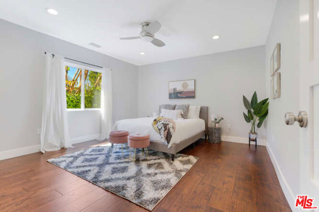 5907 Jumilla Avenue - Photo 17