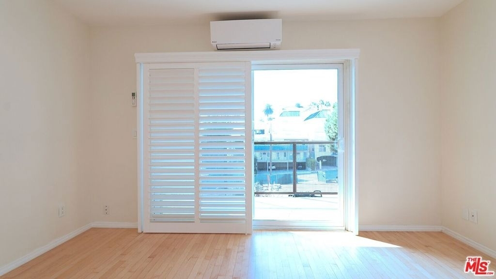 9005 Cynthia Street - Photo 12