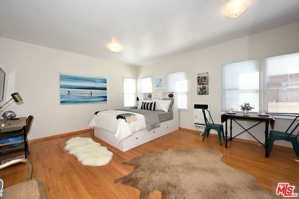 26 Breeze Avenue - Photo 5