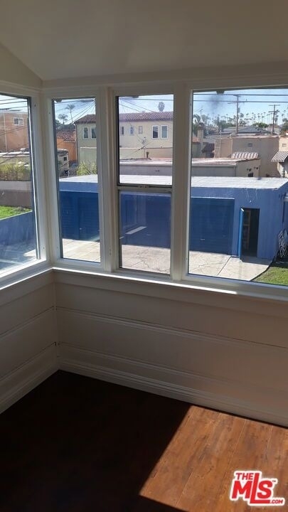 5017 Crenshaw Boulevard - Photo 15