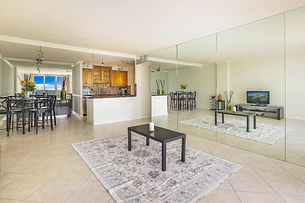 2121 N Ocean Boulevard - Photo 4