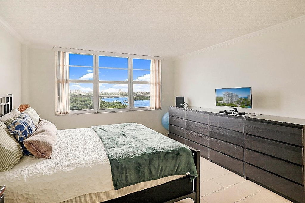 2121 N Ocean Boulevard - Photo 14