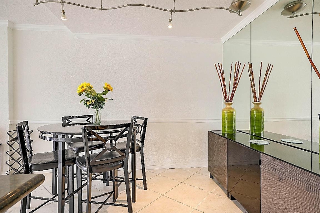 2121 N Ocean Boulevard - Photo 8