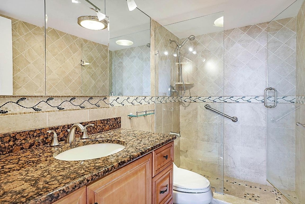 2121 N Ocean Boulevard - Photo 19