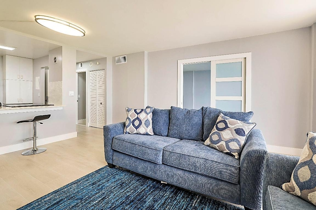2121 N Ocean Boulevard - Photo 4