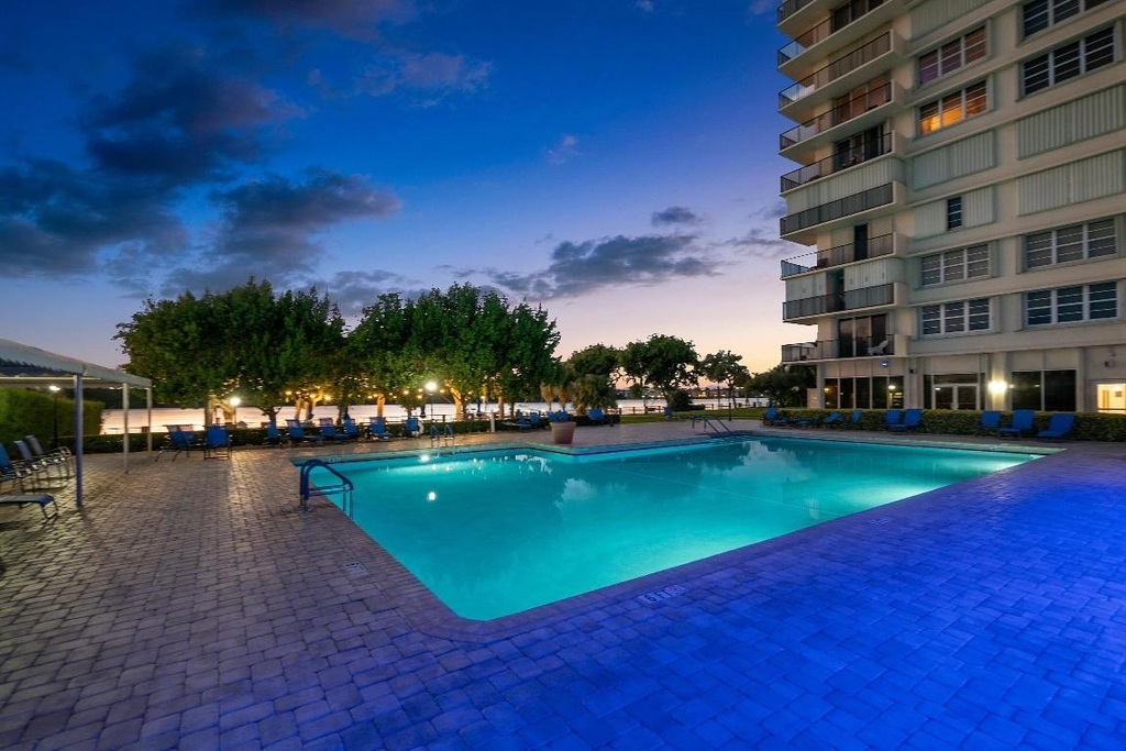 2121 N Ocean Boulevard - Photo 35