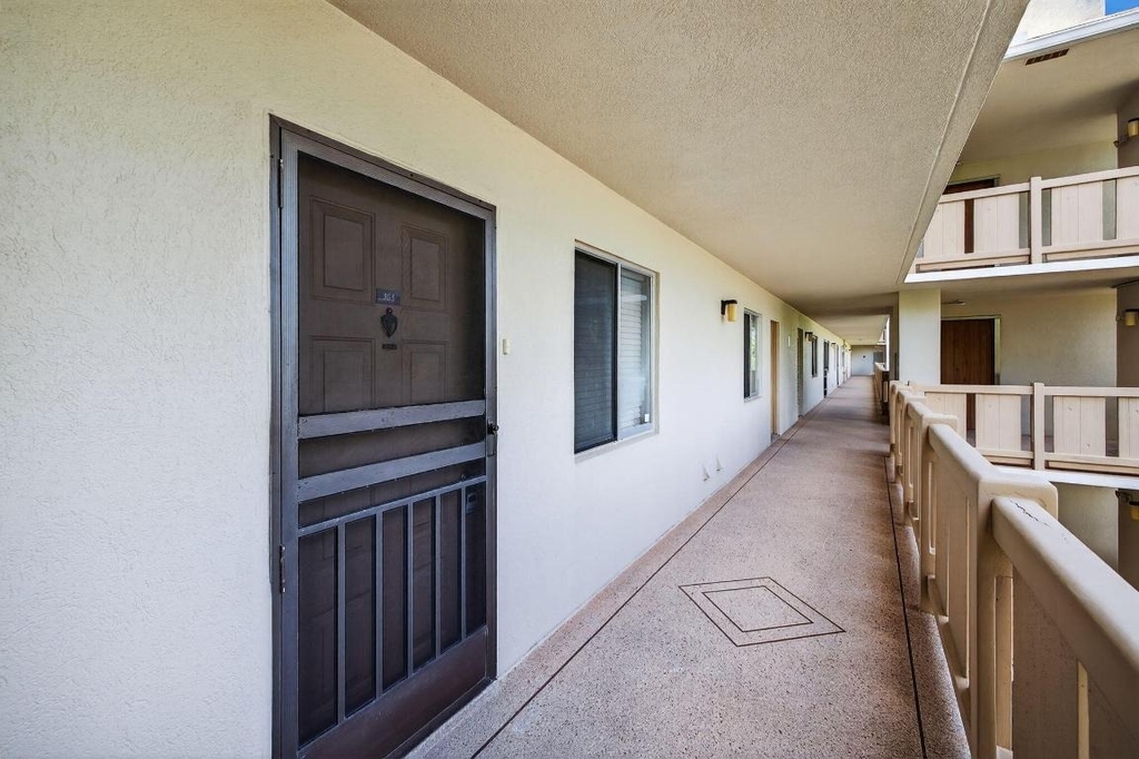14375 Strathmore Lane - Photo 52